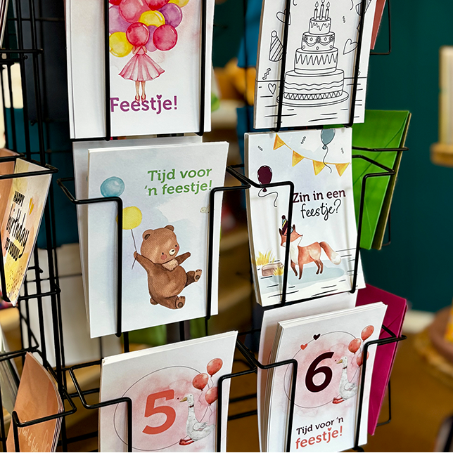 Kaartjes uitnodigingen kinderfeest meester juf kaart